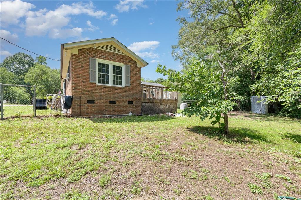 6215 Russwood Drive, Pleasant Garden, North Carolina image 26