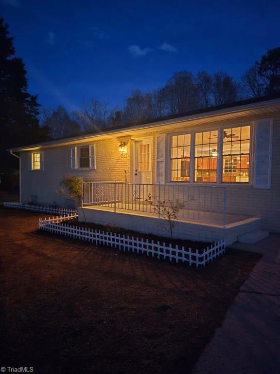 207 Lakewood Drive, Mocksville, North Carolina image 1