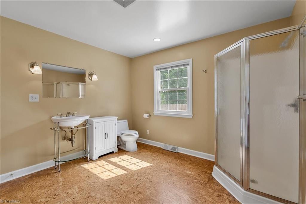 2204 Lane Road, Greensboro, North Carolina image 25