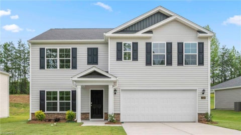 Homes For Sale - 409 White Spruce Court<br/> Thomasville, NC 27360