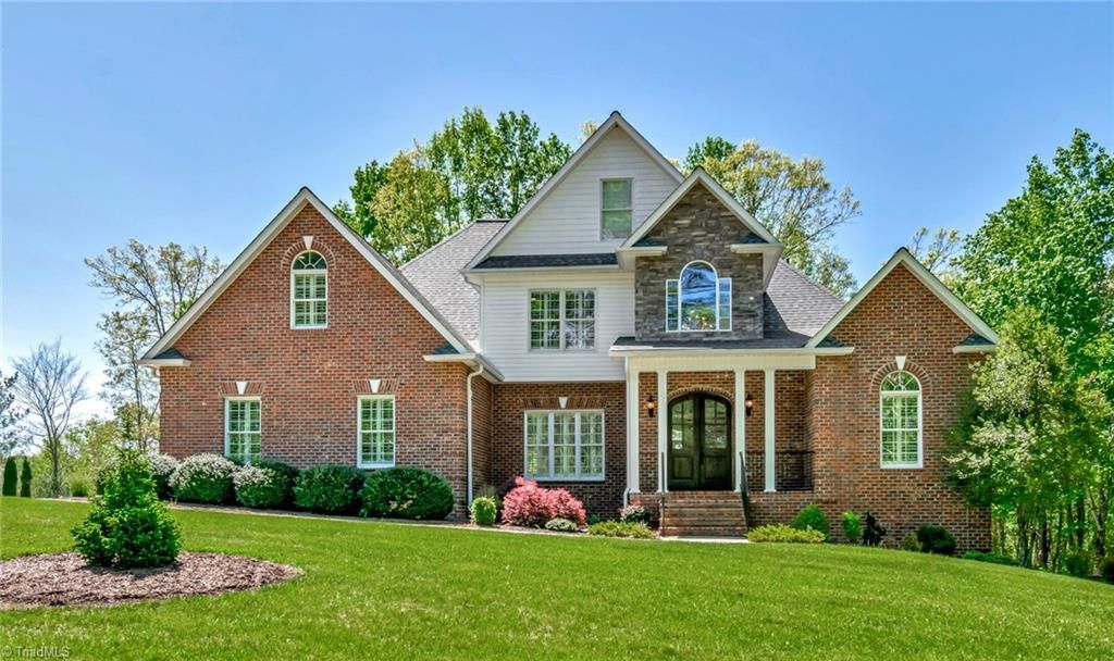 Photo of 1660 Skyland Drive, Wilkesboro, NC 28697 (MLS # 1217396)