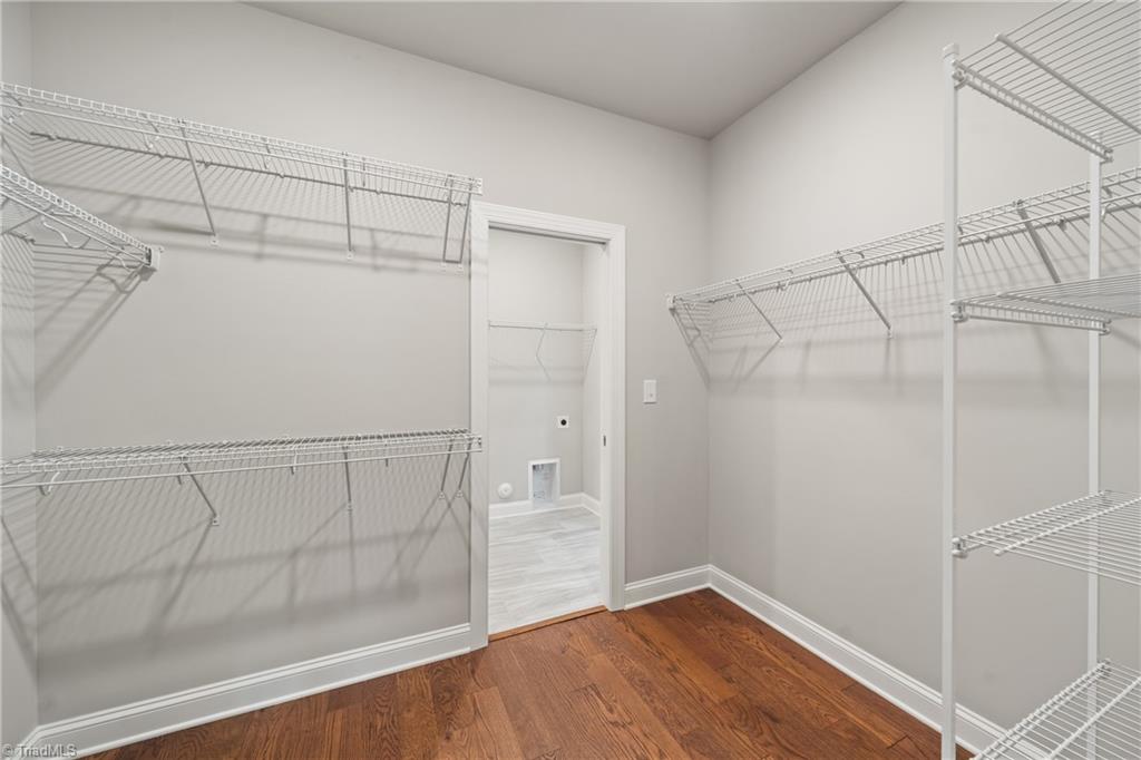 Winston-Salem, North Carolina 27106, United States, 3 Bedrooms Bedrooms, ,3 BathroomsBathrooms,Residential,Active,173494