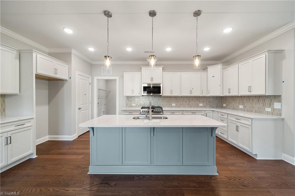 Winston-Salem, North Carolina 27106, United States, 3 Bedrooms Bedrooms, ,3 BathroomsBathrooms,Residential,Active,173494