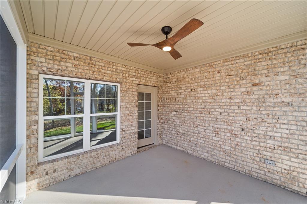 Winston-Salem, North Carolina 27106, United States, 3 Bedrooms Bedrooms, ,3 BathroomsBathrooms,Residential,Active,173494