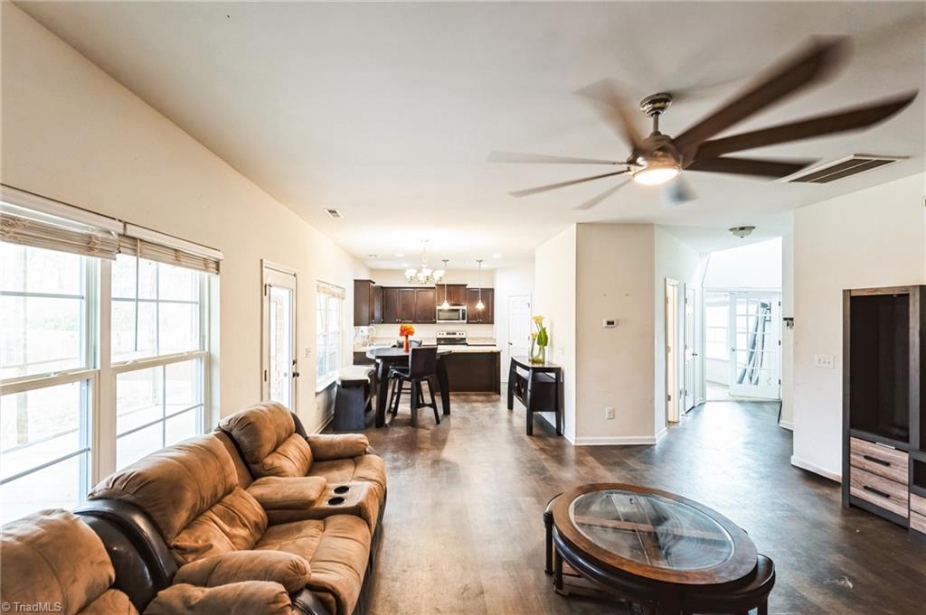 5 Stanwick Court, Browns Summit, North Carolina image 2