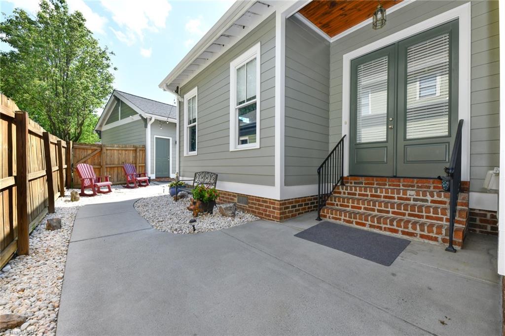 Photo 34 of 41 of 318 Gorrell Street townhome