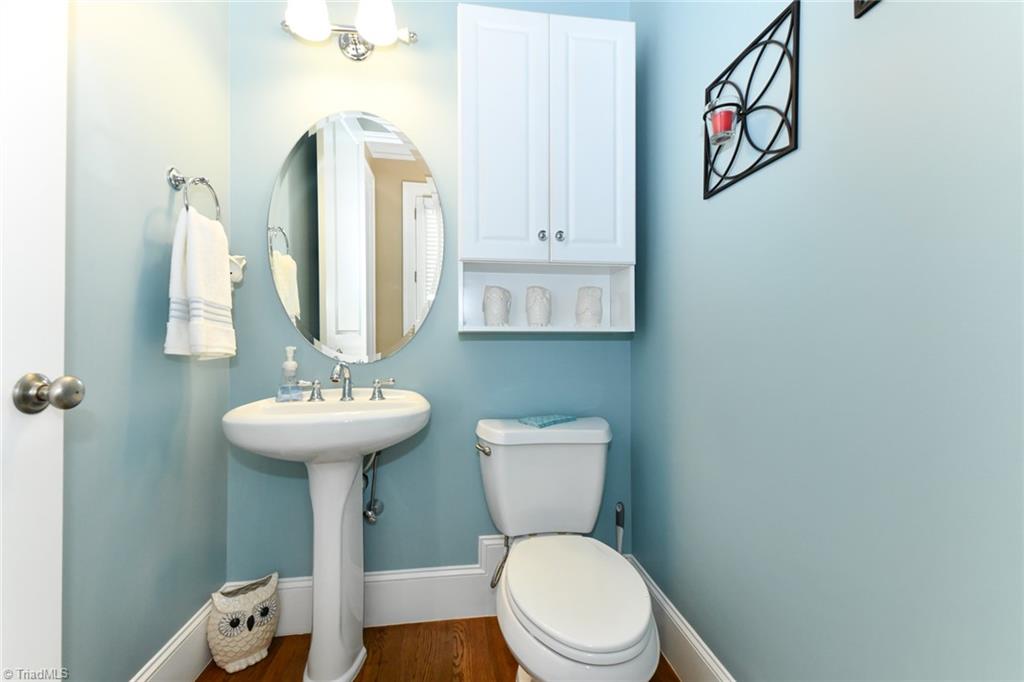 Photo 21 of 41 of 318 Gorrell Street townhome