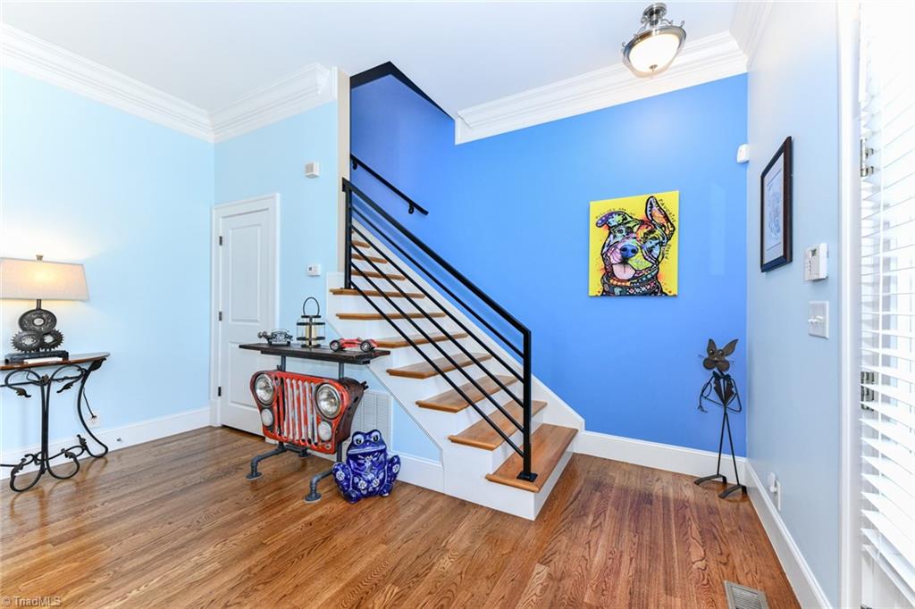 Photo 10 of 41 of 318 Gorrell Street townhome