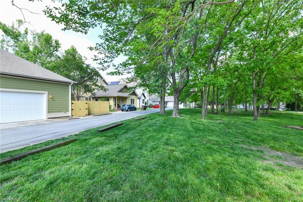 Photo 39 of 41 of 318 Gorrell Street townhome
