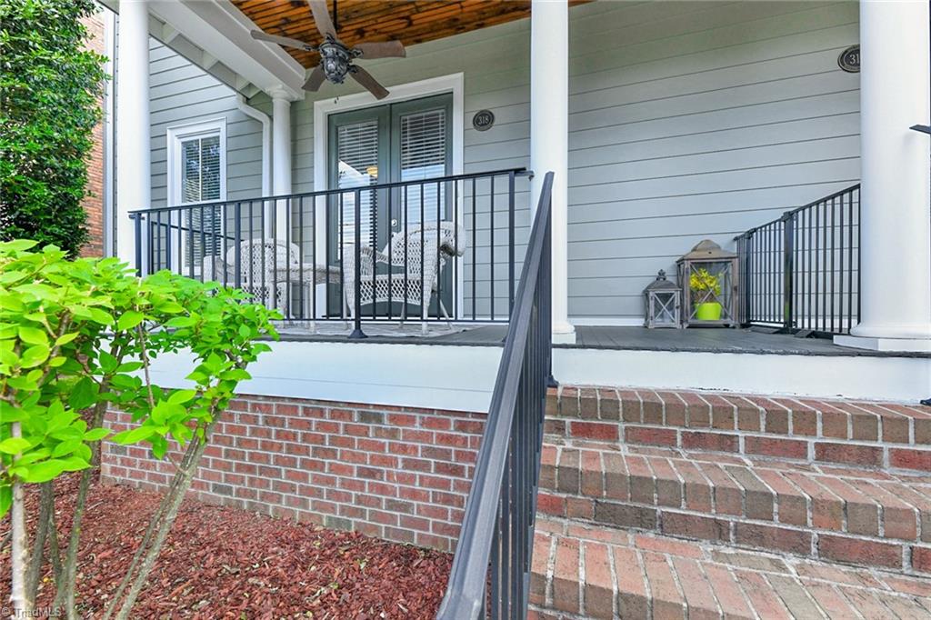 Photo 8 of 41 of 318 Gorrell Street townhome