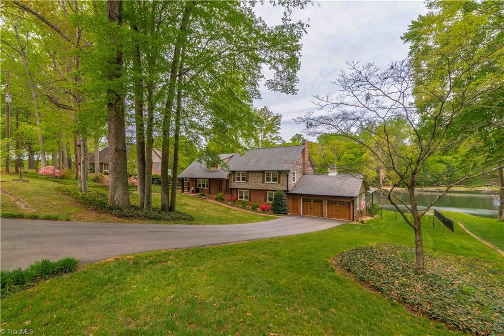 4424 Woodlark Court, Clemmons, North Carolina image 2