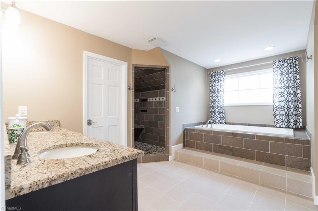 4424 Woodlark Court, Clemmons, North Carolina image 40