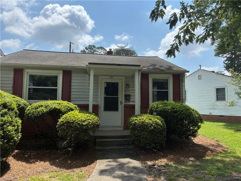 Condo For Sale - 620 Tremont Drive<br/> Greensboro, NC 27403