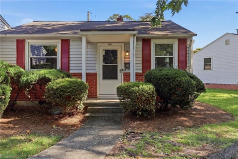 Condo For Sale - 620 N Tremont Drive<br/> Guilford County, Greensboro, NC 27403