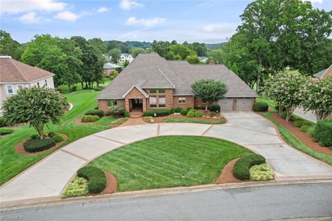 A home in Bermuda Run