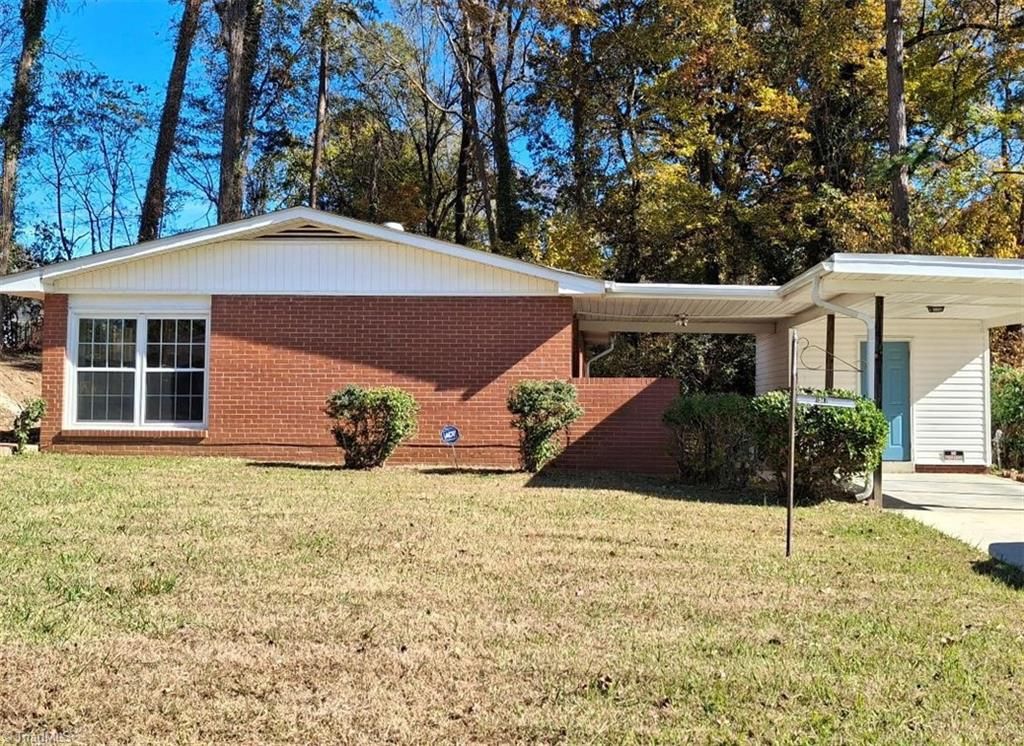 Photo of 1517 Lincoln Street, Greensboro, NC 27401 (MLS # 1205252)