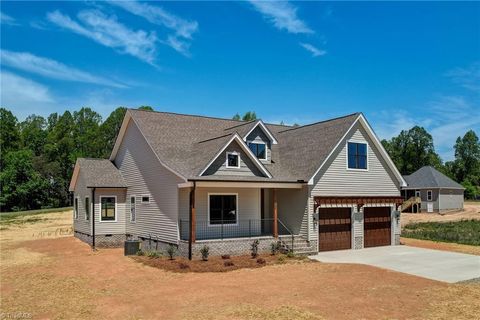 Homes For Sale - 1375 Purcell Road<br/> Reidsville, NC 27320