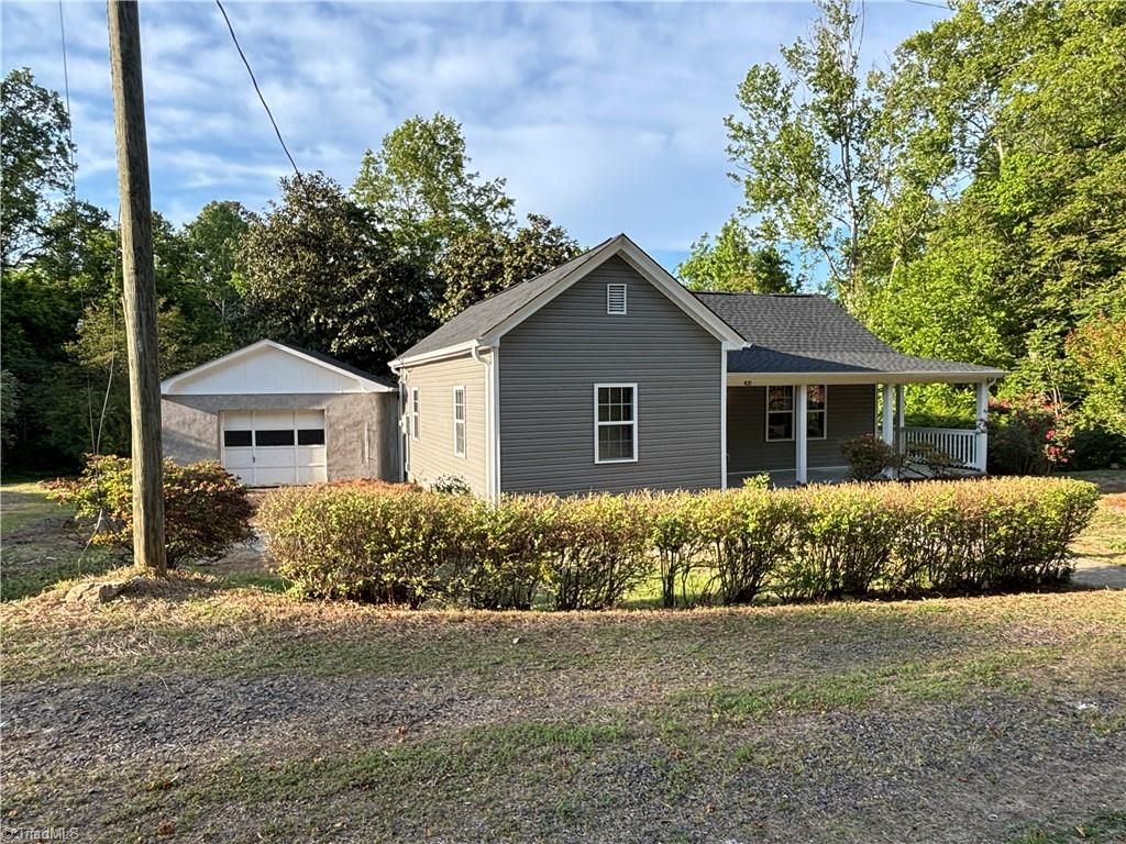 Photo of 409 Turner Street, Eden, NC 27288 (MLS # 1218753)