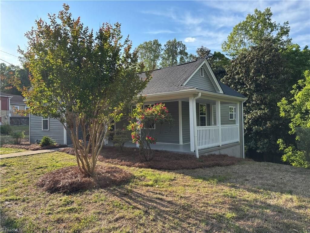 Photo of 409 Turner Street, Eden, NC 27288 (MLS # 1218753)