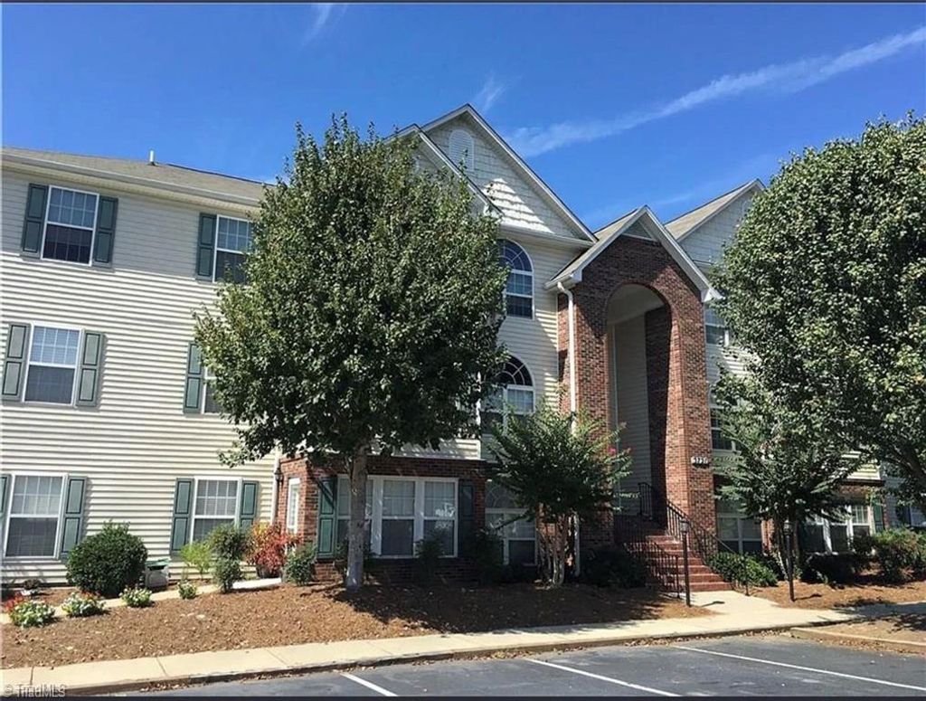 Photo of 3721 Morris Farm Drive #1C, Greensboro, NC 27409 (MLS # 1208452)