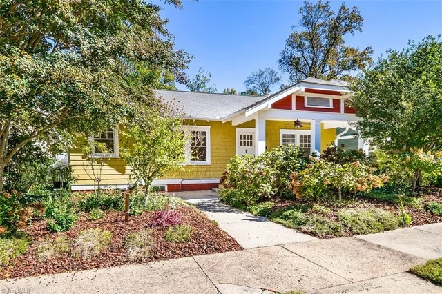 416 Hillside Drive, photo 2 of 39