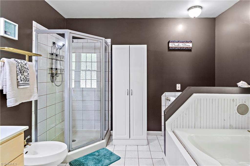 316 Twin Creeks Drive, Hays, North Carolina image 29