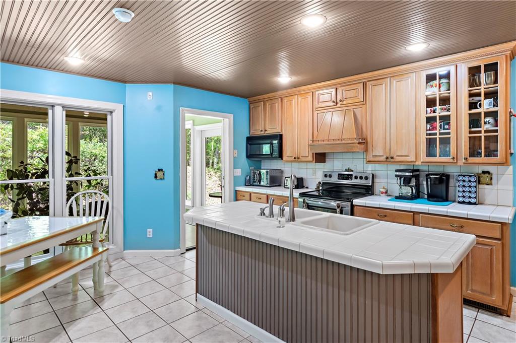 316 Twin Creeks Drive, Hays, North Carolina image 21
