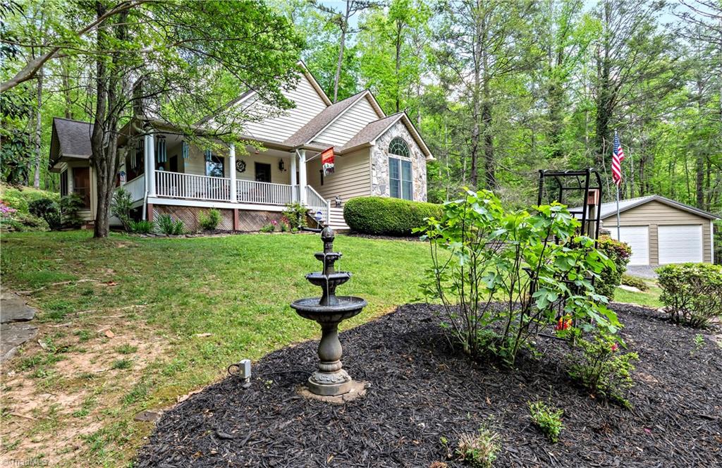 316 Twin Creeks Drive, Hays, North Carolina image 9