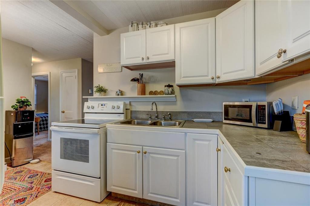 1700 Front Street #36 D, Burlington, North Carolina image 9