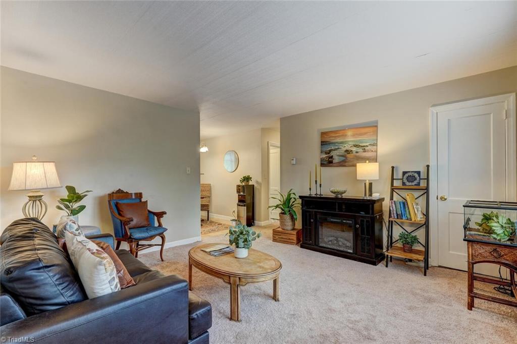 1700 Front Street #36 D, Burlington, North Carolina image 2