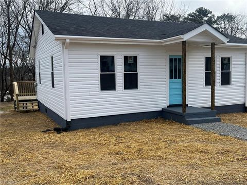 A home in Mount Airy