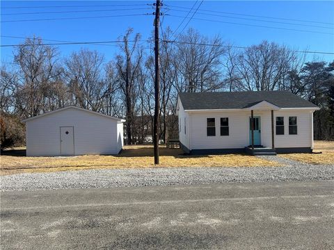 A home in Mount Airy