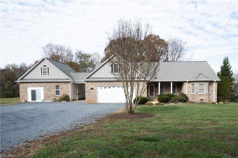 A home in Ramseur