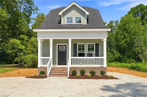 Homes For Sale - 273 Millers Chapel Road<br/> Goldsboro, NC 27534