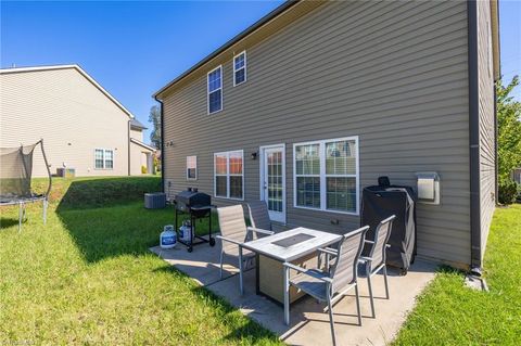 A home in Kernersville