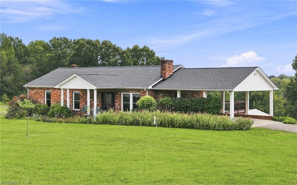 Photo of 294 Clayton Drive, Mocksville, NC 27028 (MLS # 1233898)