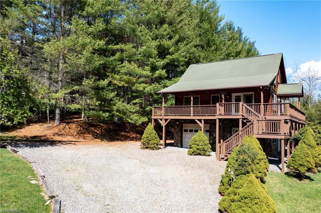 Photo of 11 Lucky Lakes Road, Grassy Creek, NC 28631 (MLS # 1207397)