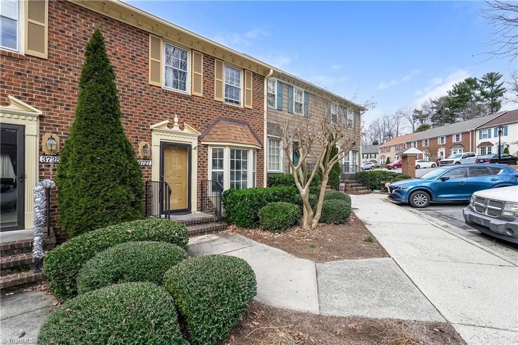 Photo of 3727 Greenes Crossing, Greensboro, NC 27410 (MLS # 1204877)