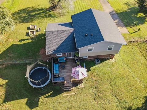 A home in Pfafftown