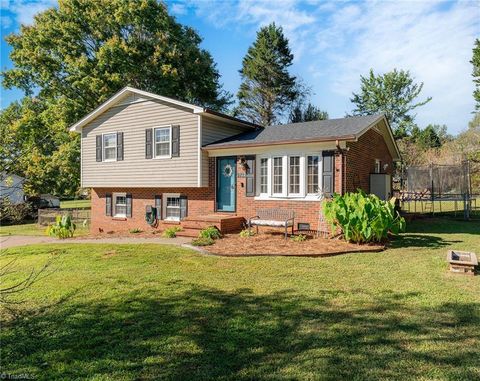 A home in Pfafftown