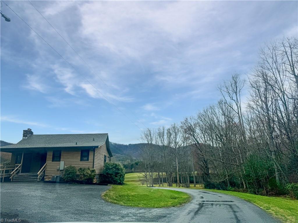 407 Baldwin Drive, Lowgap, North Carolina image 36
