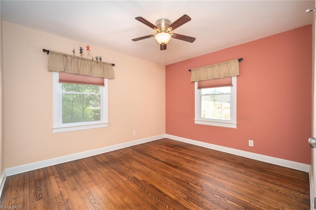 3709 Parkwood Drive, Greensboro, North Carolina image 19
