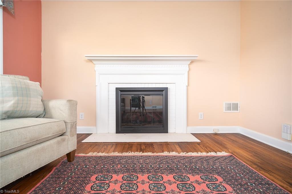 3709 Parkwood Drive, Greensboro, North Carolina image 16