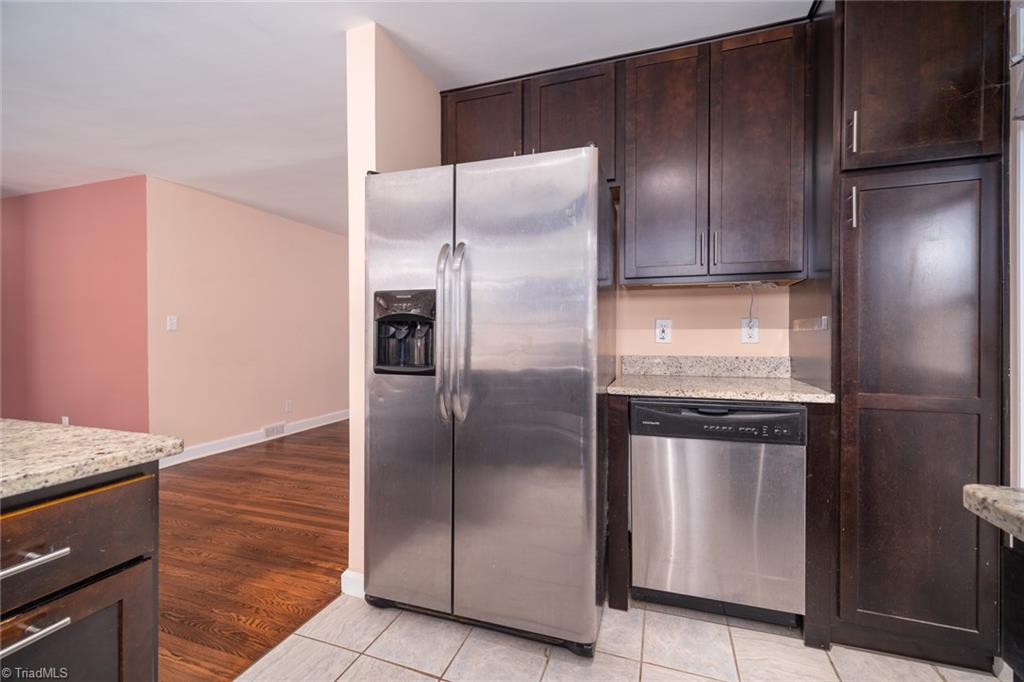 3709 Parkwood Drive, Greensboro, North Carolina image 13