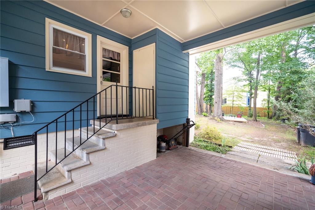 3709 Parkwood Drive, Greensboro, North Carolina image 23