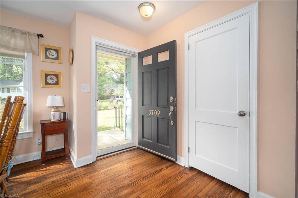 3709 Parkwood Drive, Greensboro, North Carolina image 6