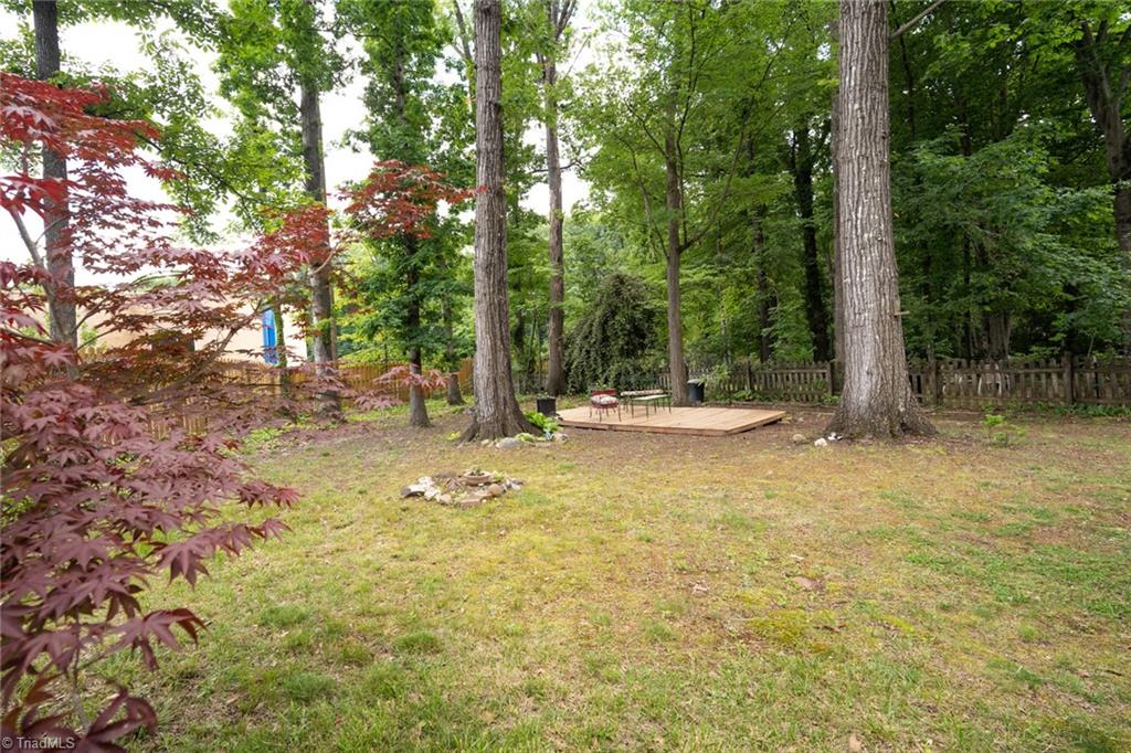 3709 Parkwood Drive, Greensboro, North Carolina image 31