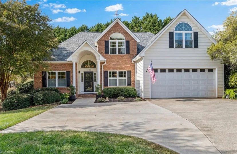 3200 Cross Tree Road, photo 1 of 39