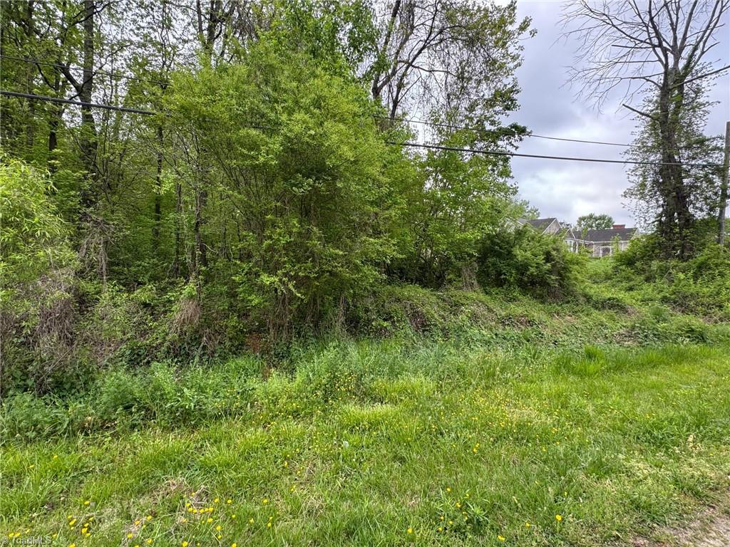 539 Lakeview Drive, Thomasville, North Carolina image 6