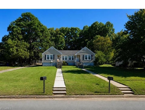 Multifamily For Sale - 406 N 5th Street<br/> Mebane, NC 27302